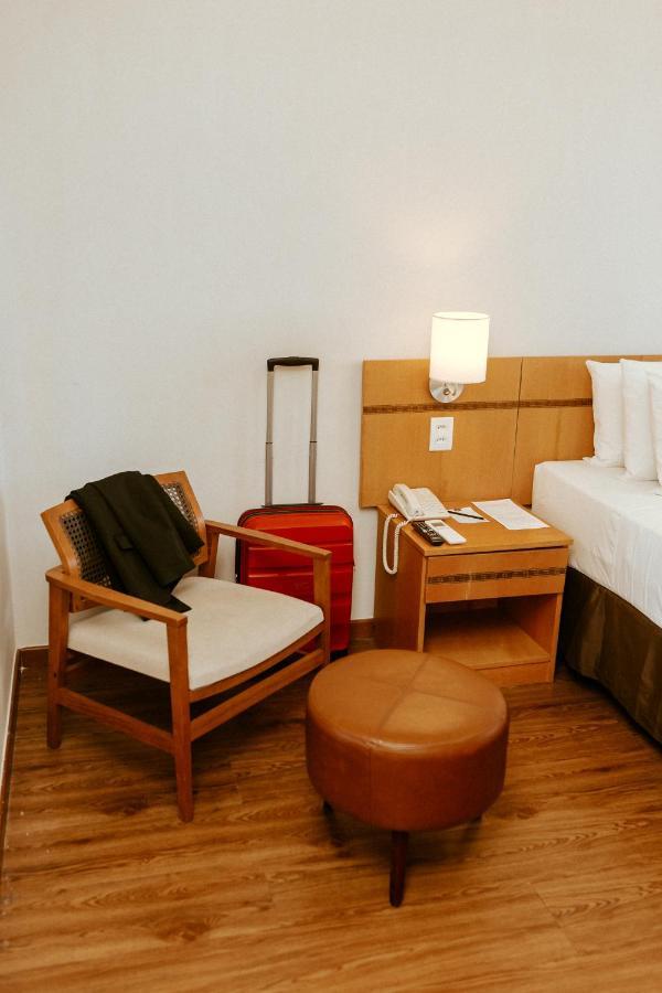 Vitoria Praia Hotel Buitenkant foto