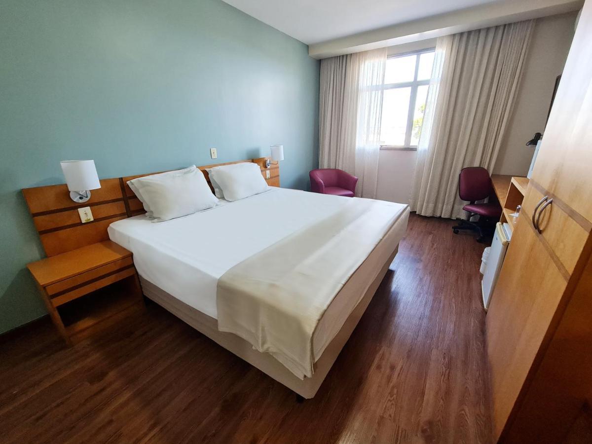 Vitoria Praia Hotel Buitenkant foto