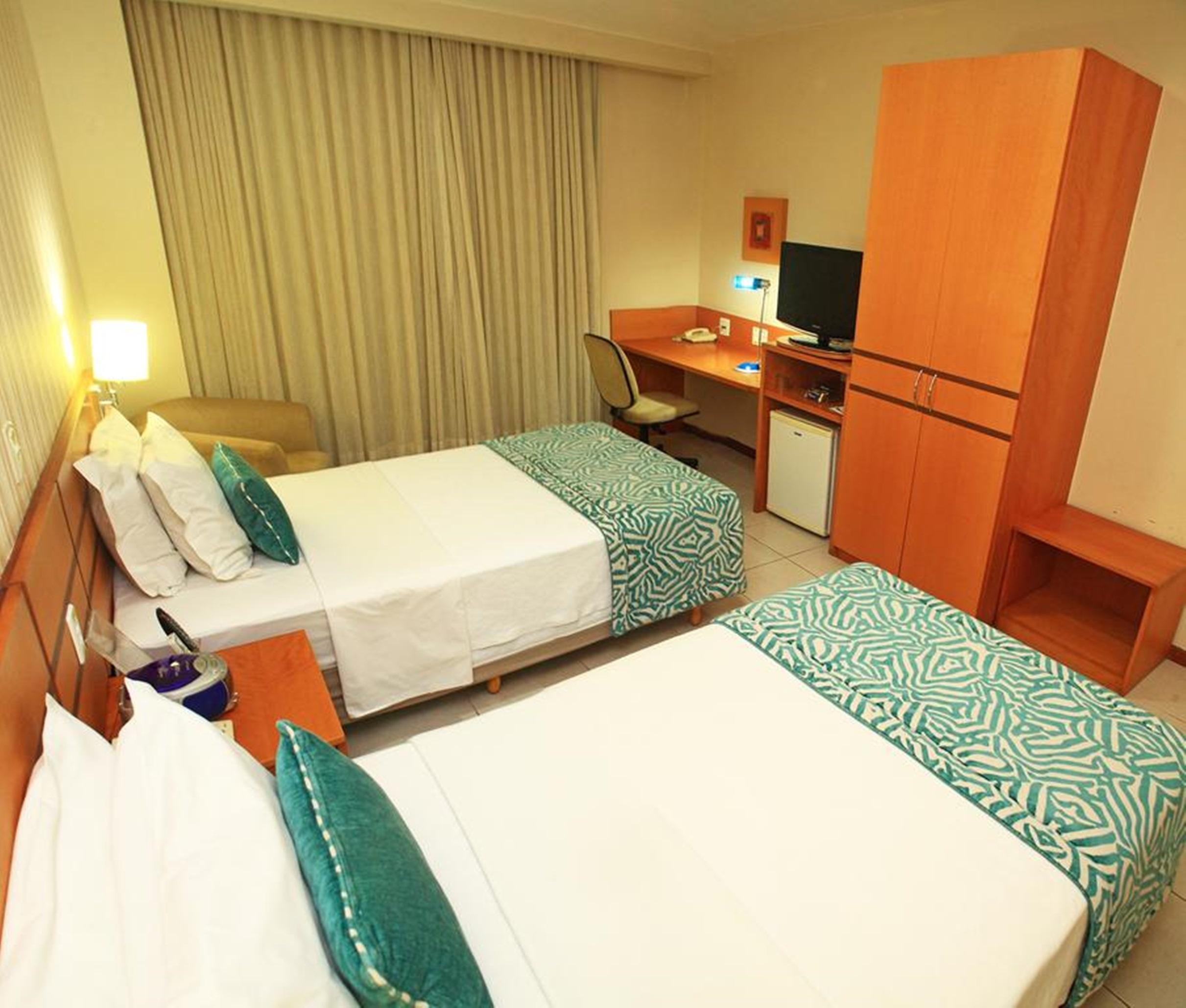Vitoria Praia Hotel Buitenkant foto