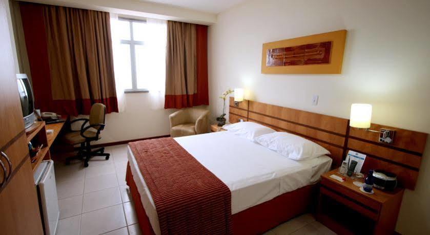 Vitoria Praia Hotel Buitenkant foto